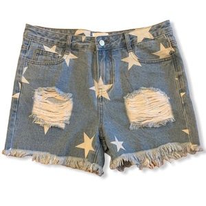 Star frayed trim shorts